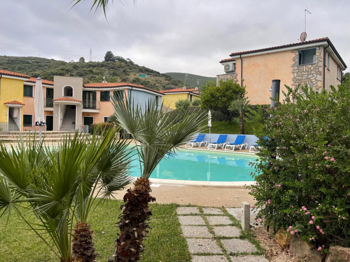 Sardegna Holiday House Santa María Exterior foto
